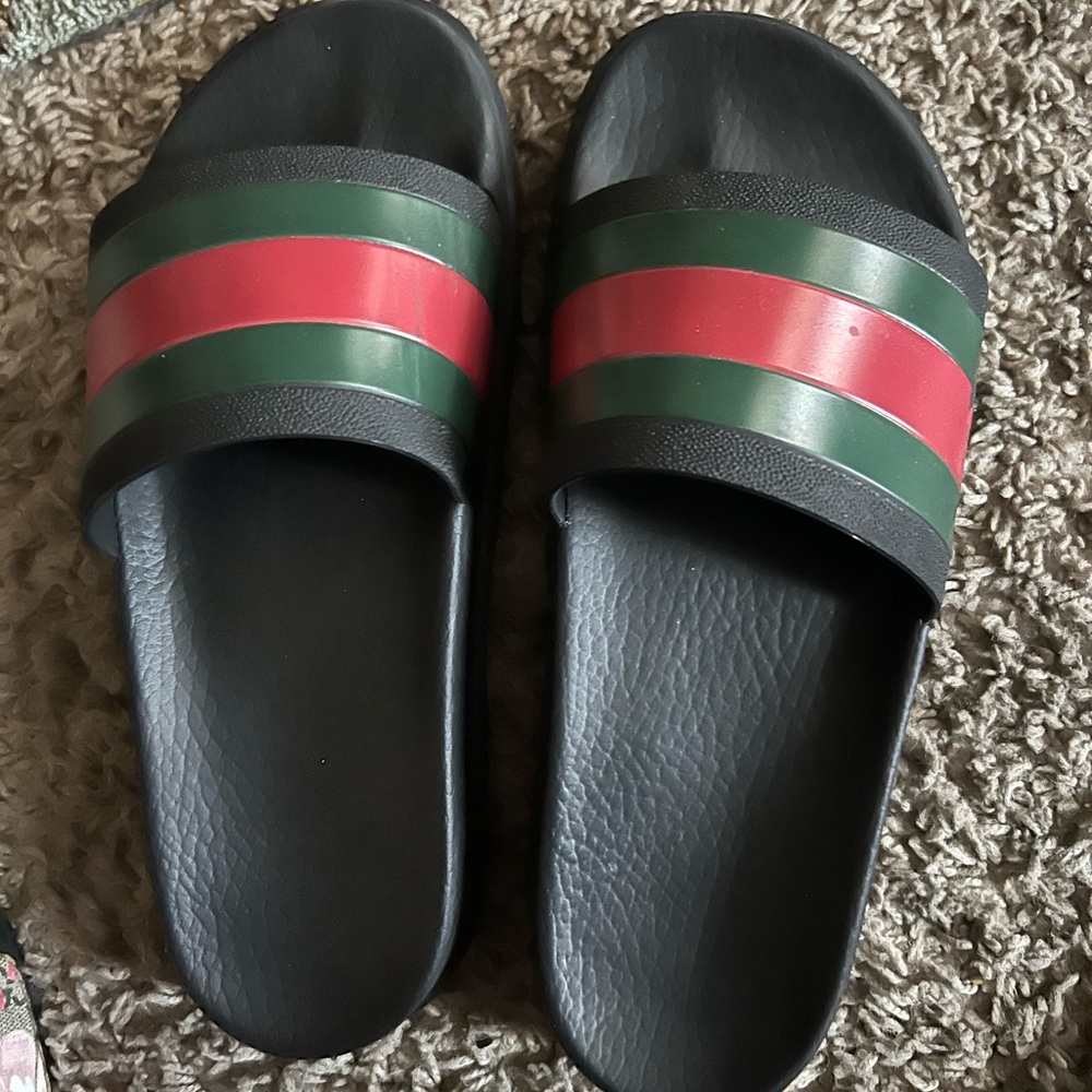 Gucci slides